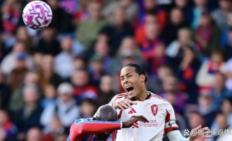 冷门1-2！枪手旧将97分钟读秒绝杀 11.2亿豪门三线7战全胜惨遭终结