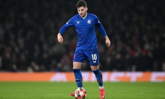 科莫接近以3000万欧元签下萨格勒布迪纳摩中场巴图里纳