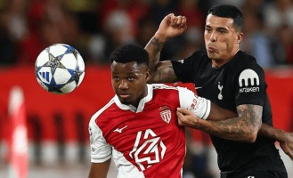 超级门将一战封神：8次神扑，英超豪强5场仅1胜，9亿豪阵也没用