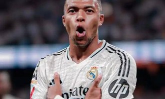 丢人现眼，巴萨1比4惨败给塞维利亚，本赛季要四大皆空了