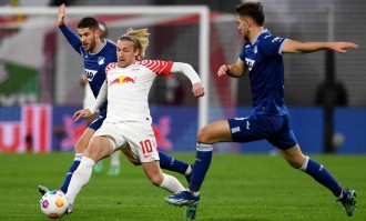 25152期胜负彩前瞻 | 德甲焦点战：奥格斯堡保级关键战，莱红牛争冠不容失分！