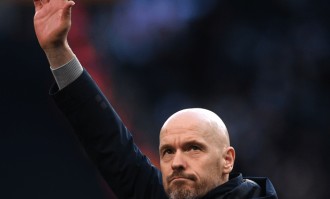 滕哈赫首秀惜败切尔西，重建勒沃库森目标直指三线争冠