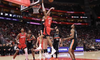 文班亚马14+10申京20+13+9 火箭逆转马刺